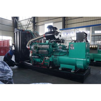 400kw乾能柴油發(fā)電機(jī)組-乾能12缸柴油機(jī)12V135AZLD柴油發(fā)電機(jī)組,缸徑/行程：135/150mm,柴油發(fā)電機(jī)組水冷發(fā)動(dòng)機(jī)功率410KW,柴油發(fā)電機(jī)組配套馬拉松斯坦福發(fā)電機(jī)。廠價(jià)直銷歡迎選購(gòu)：13773399855。