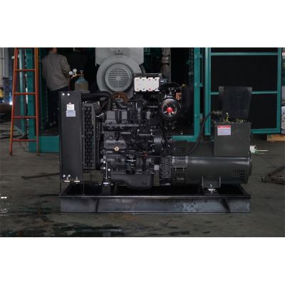 工廠直銷75KW柴油發(fā)電機(jī)，品牌有廣西玉柴、東方紅、斗山大宇、進(jìn)口沃爾沃等柴油發(fā)電機(jī)組。廠價直銷歡迎選購：13773399855。