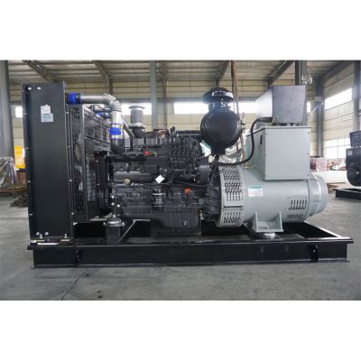 工廠直銷150KW柴油發(fā)電機(jī)，品牌有廣西玉柴、斗山大宇、沃爾沃、進(jìn)口康明斯等柴油發(fā)電機(jī)組。廠價直銷歡迎選購：13773399855。