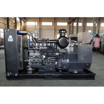 150kw上柴股份柴油發電機組-上柴股份6缸柴油機SC7H250D2柴油發電機組,缸徑/行程：105/124mm,柴油發電機組水冷發動機功率185KW,柴油發電機組配套馬拉松斯坦福發電機。廠價直銷歡迎選購：13773399855。