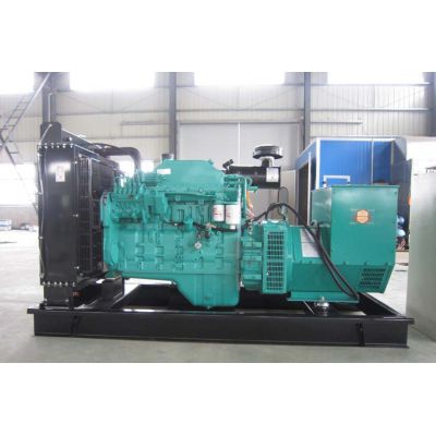 150kw東風康明斯柴油發電機組-東風康明斯6缸柴油機6CTA8.3-G2柴油發電機組,缸徑/行程：114/135mm,柴油發電機組水冷發動機功率163KW,柴油發電機組配套馬拉松斯坦福發電機。廠價直銷歡迎選購：13773399855。